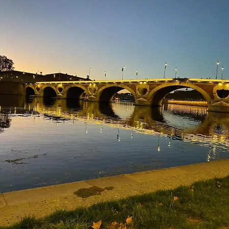 T2 Historic District Of Carmes Apartament *