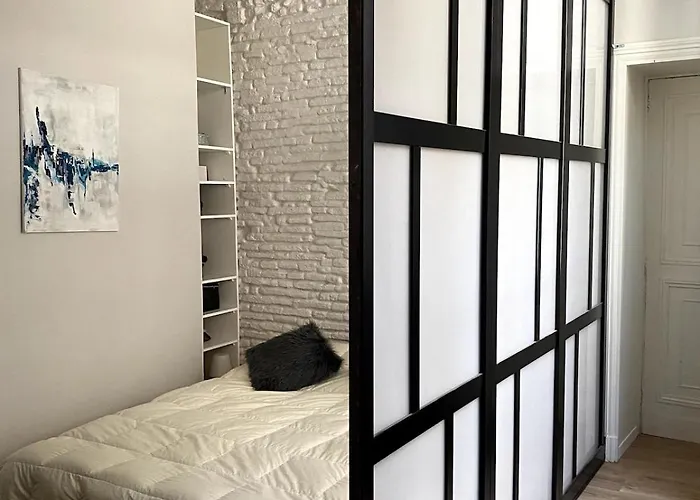 T2 Historic District Of Carmes *