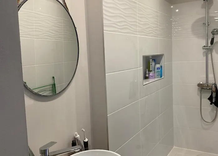 T2 Historic District Of Carmes *